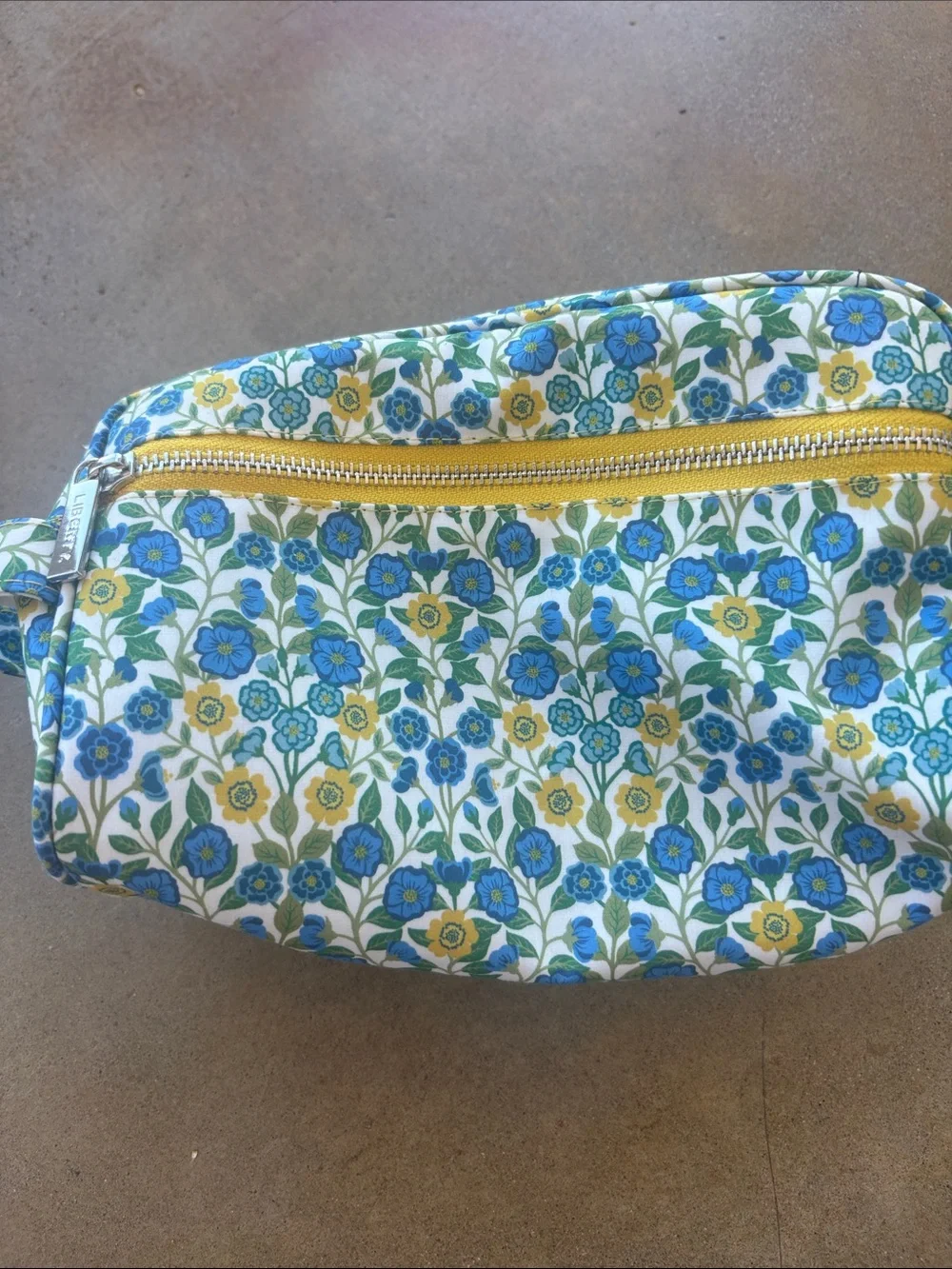Liberty print wash bag NWOT